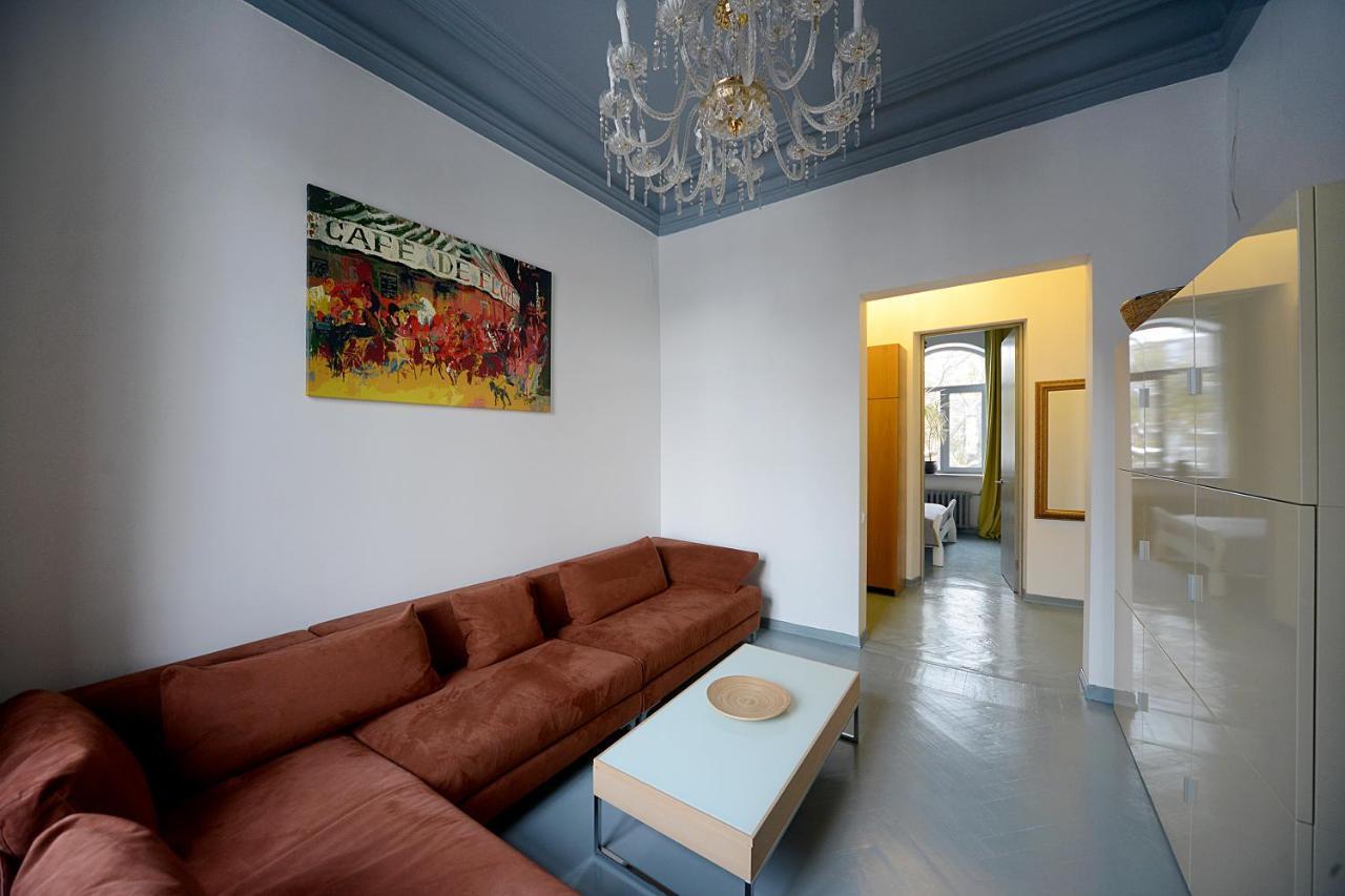 Artol Gorodetskogo apartment Kyiv Exterior foto