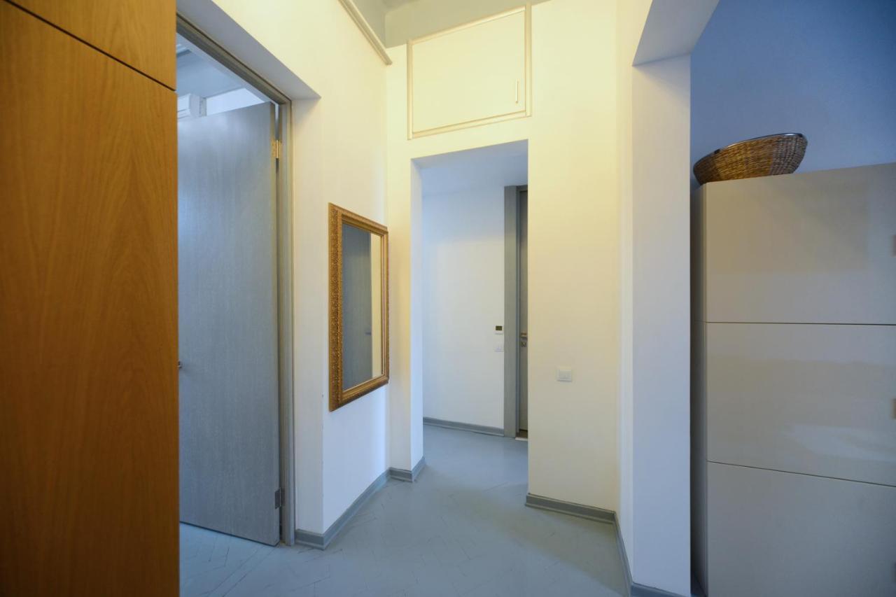 Artol Gorodetskogo apartment Kyiv Exterior foto
