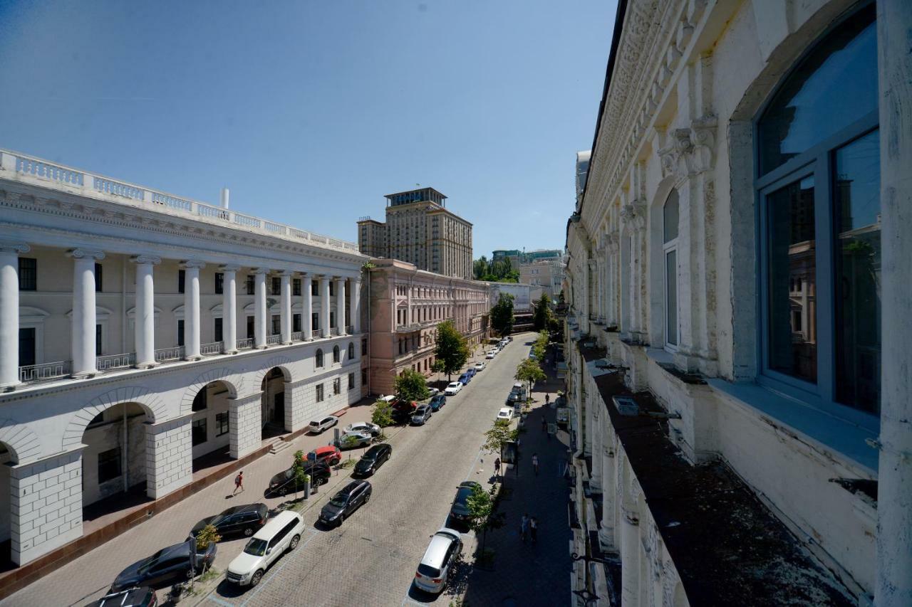 Artol Gorodetskogo apartment Kyiv Exterior foto